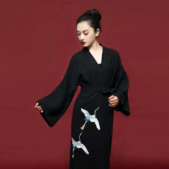 Black Japanese Kimono | Eiyo Kimono